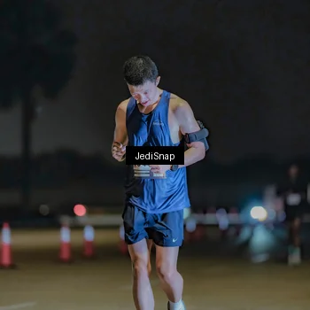 Runner Photo 7472638