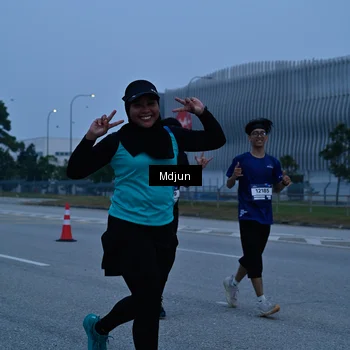 Runner Photo 7472653