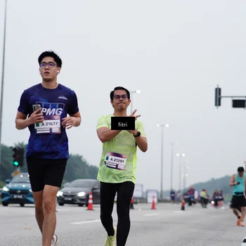 Runner Photo 7472664