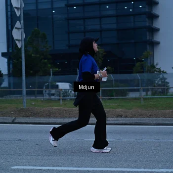 Runner Photo 7472674