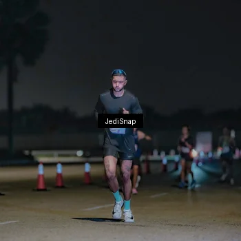 Runner Photo 7472675