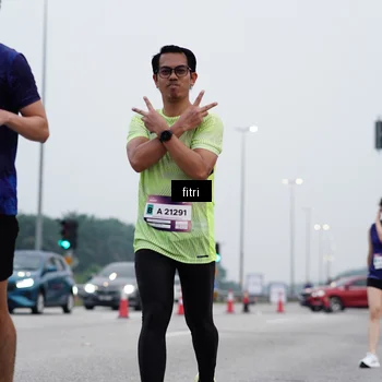 Runner Photo 7472690