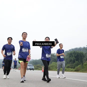Runner Photo 7472693