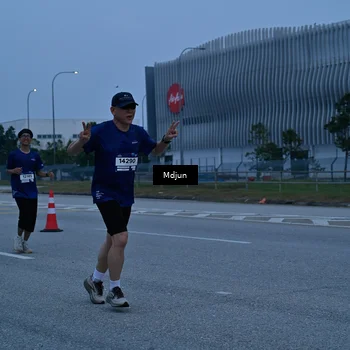 Runner Photo 7472698