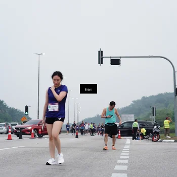 Runner Photo 7472703