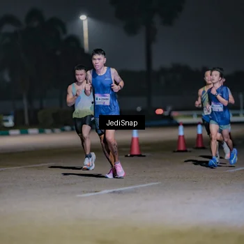 Runner Photo 7472745