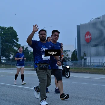 Runner Photo 7472747