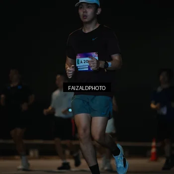 Runner Photo 7472750