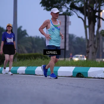 Runner Photo 7472787