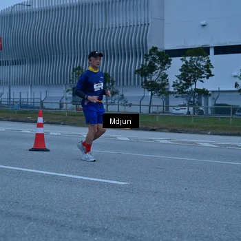 Runner Photo 7472798