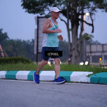 Runner Photo 7472810