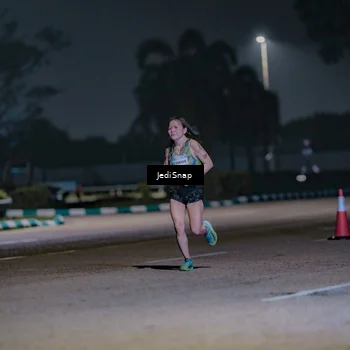 Runner Photo 7472814