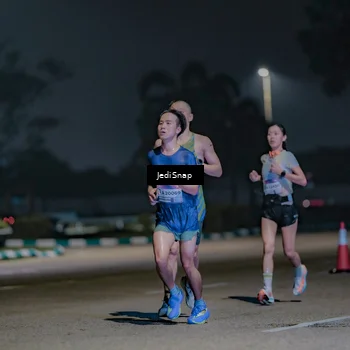 Runner Photo 7472815