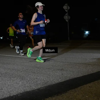 Runner Photo 7472847