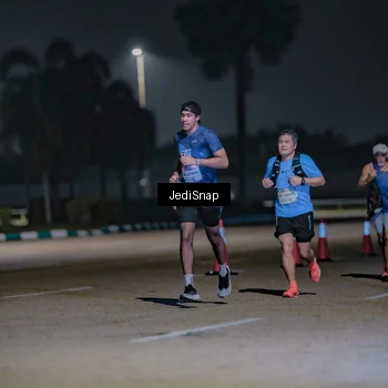 Runner Photo 7472851