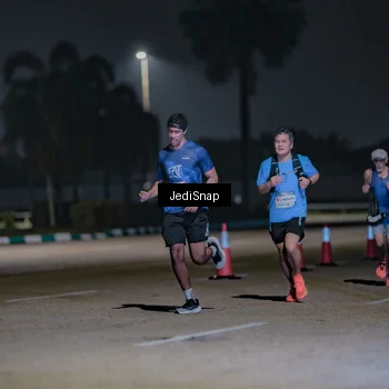 Runner Photo 7472855