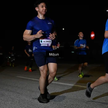 Runner Photo 7472863