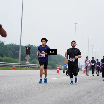Runner Photo 7472876