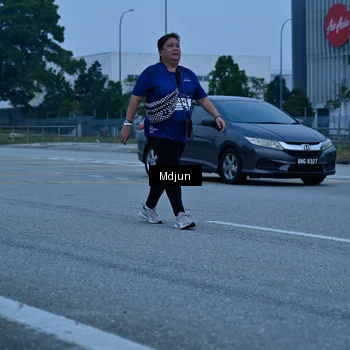 Runner Photo 7472903