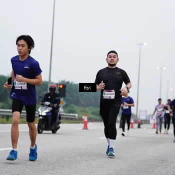 Runner Photo 7472964