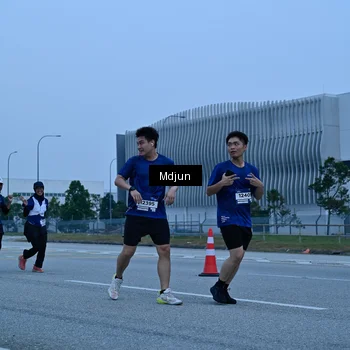 Runner Photo 7472977