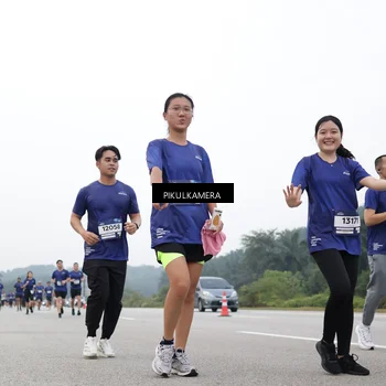 Runner Photo 7472996