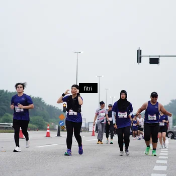 Runner Photo 7473025