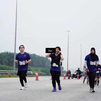 Runner Photo 7473033