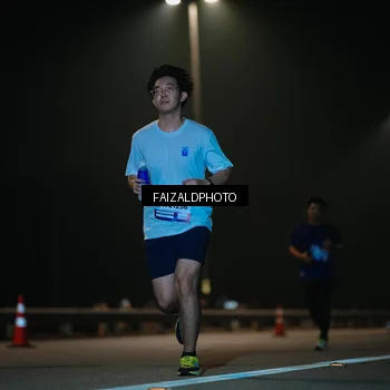 Runner Photo 7473041