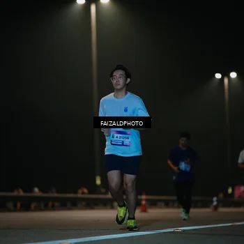Runner Photo 7473043