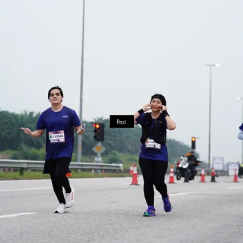 Runner Photo 7473062