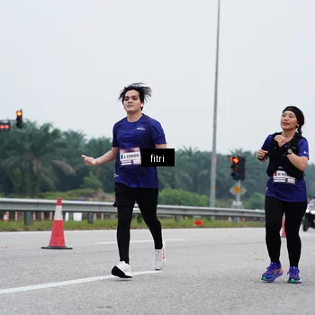Runner Photo 7473069