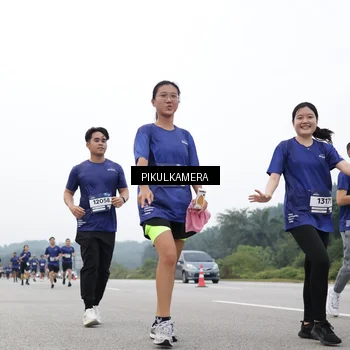 Runner Photo 7473076