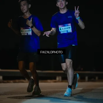 Runner Photo 7473101