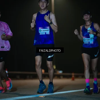 Runner Photo 7473102