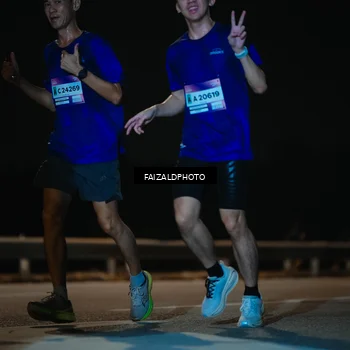 Runner Photo 7473106