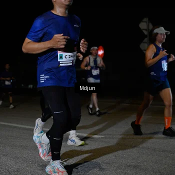 Runner Photo 7473123