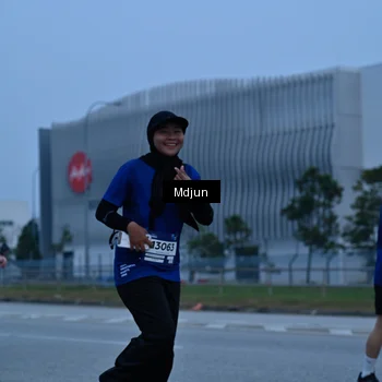Runner Photo 7473142