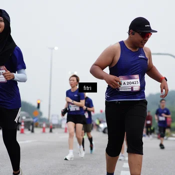 Runner Photo 7473144