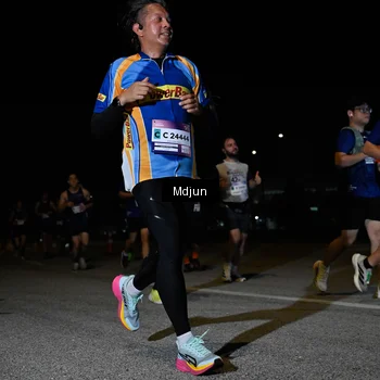 Runner Photo 7473190
