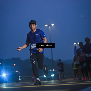 Runner Photo 7473267
