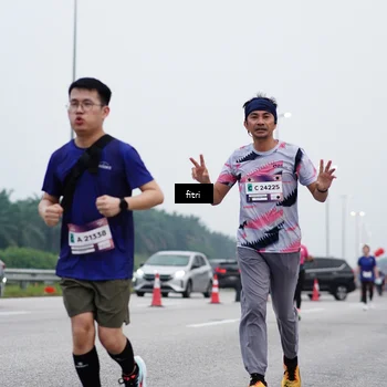 Runner Photo 7473276