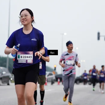 Runner Photo 7473277