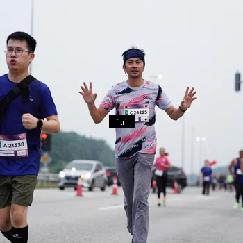 Runner Photo 7473293