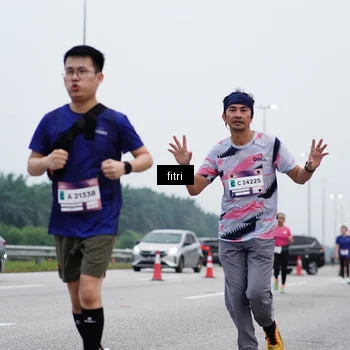 Runner Photo 7473294