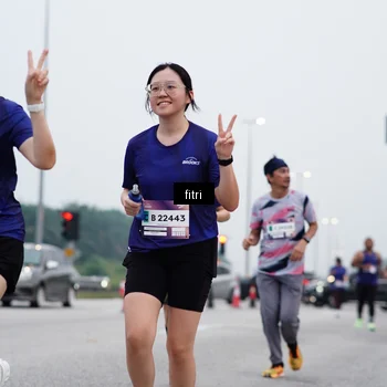 Runner Photo 7473310