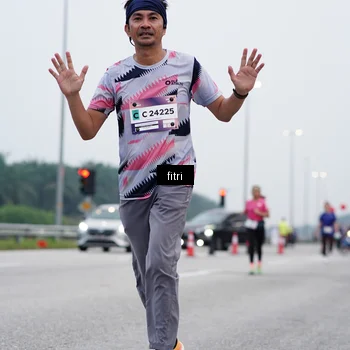Runner Photo 7473311
