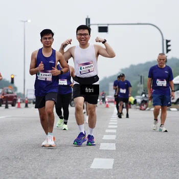 Runner Photo 7473345