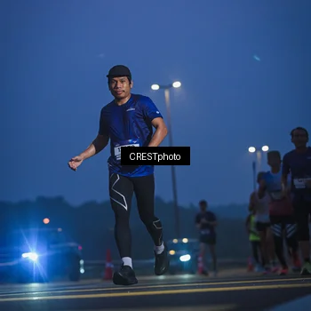 Runner Photo 7473397