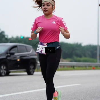 Runner Photo 7473401